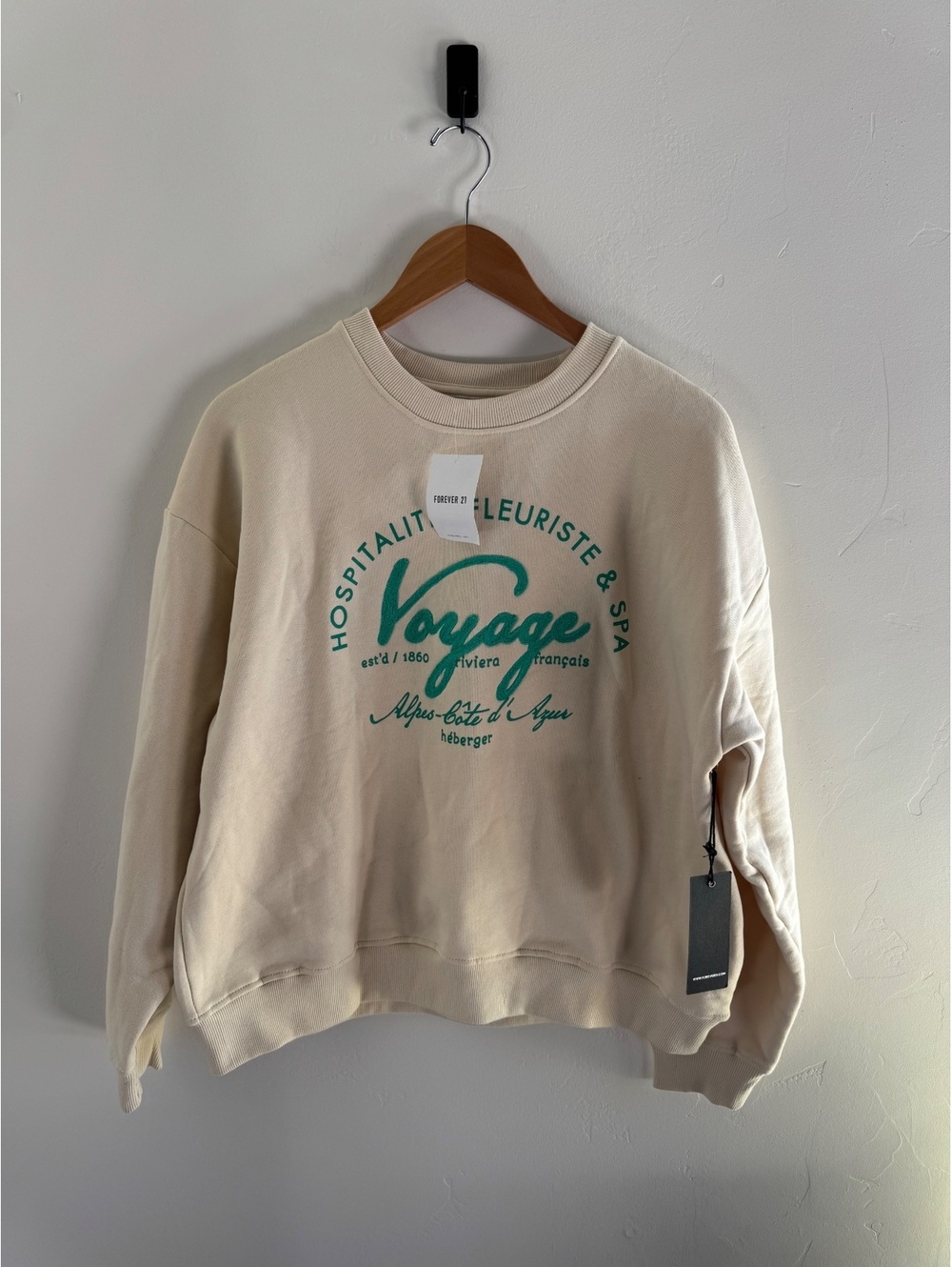 Forever 21 “Voyage” French Riviera Graphic Sweatshirt – Medium – New With Tags